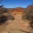 white sand @ Kings Canyon -- Der ganze Kontinent ist rot. Der ganze? Nein, es gibt einen flecken im Herzen Australiens, wo es tatsaechlich weissen Sand gibt. War schon interssant, so inmitten es roten Outbacks... :) 